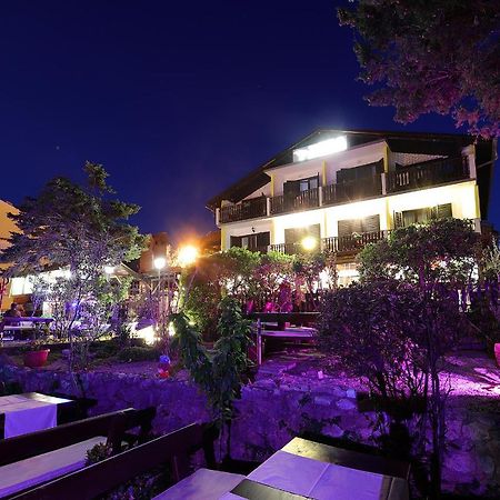 Guest House Zeba & Riviera Šilo Exterior foto